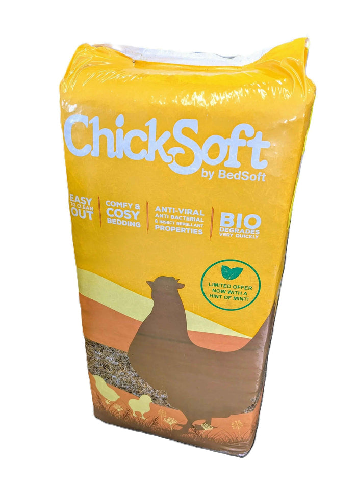 Chicksoft with Mint, 16kg bale of chopped wheat straw poultry bedding with added mint