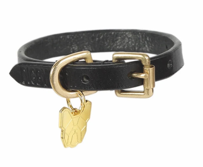Digby & Fox flat leather dog collar in black with brass-colour buckle, keeper and D-ring