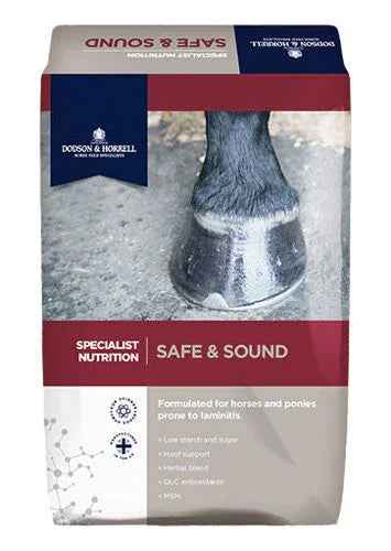 Dodson & Horrell Safe & Sound high fibre horse feed in an 18kg bag