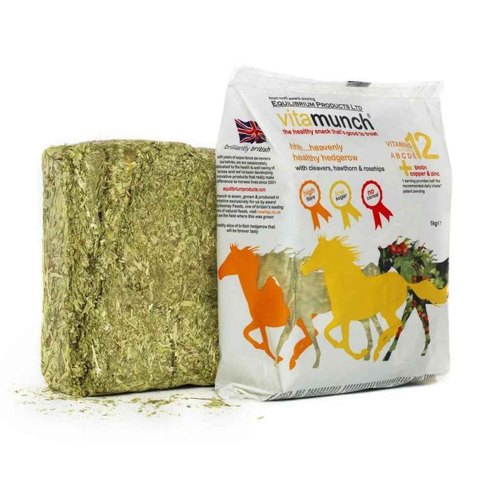 Equilibrium Vitamunch Heavenly Hedgerow 1kg timothy grass block with rosehip and hawthorn