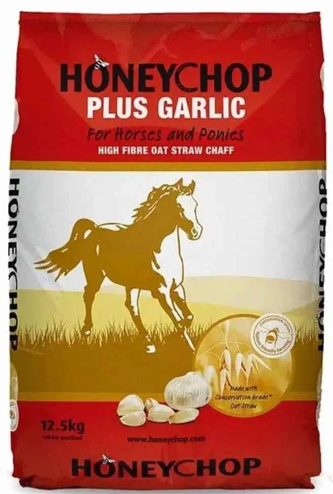 Honeychop Plus Garlic 12.5kg bag, oat straw chaff with crushed garlic at 30g per kilo, front of pack
