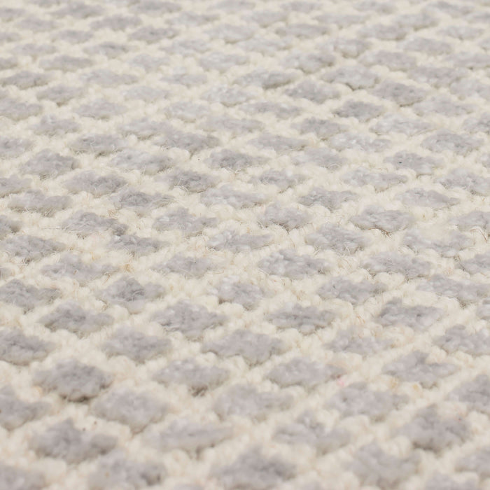 Karastan Labyrinth Silver Birch Area Rug