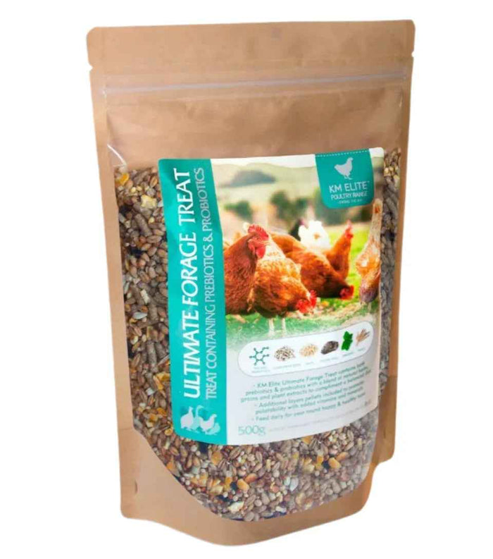 KM Elite Ultimate Forage Poultry Treat, 750g pack of scatter treat with seed and oyster shell