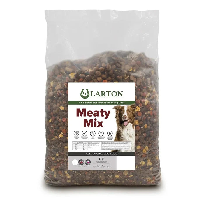 Larton Meaty Mix complete dry dog food with meat chunks, 15kg sack