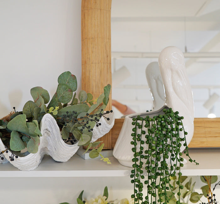 Pelican Planter White
