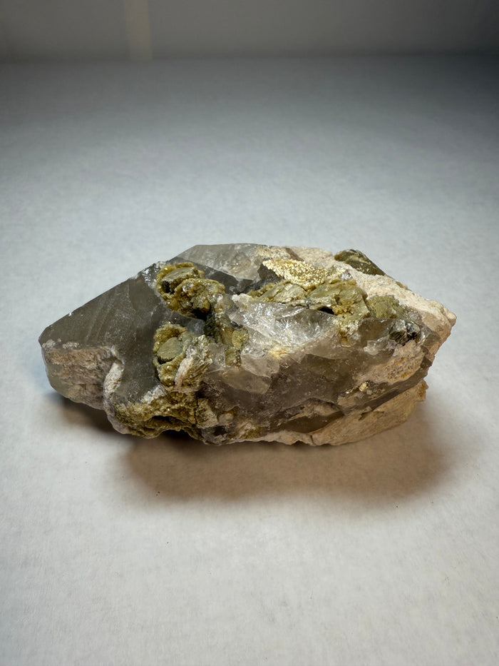 Quartz w/Mica