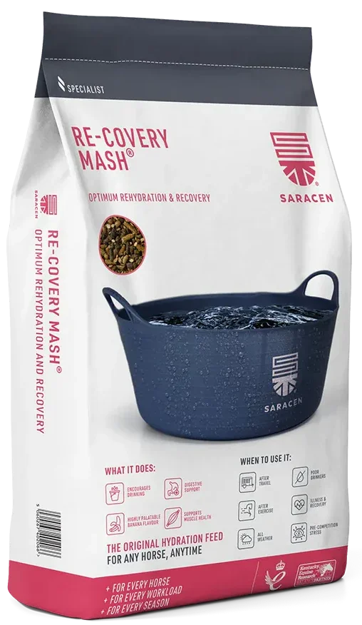 Saracen Re-Covery Mash 20kg sack of quick-soaking banana-flavoured recovery mash for horses