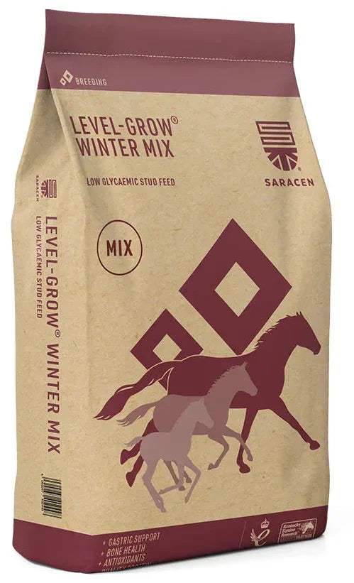 Saracen Level-Grow Cubes Winter Formula, 20kg bag of cubes for youngstock