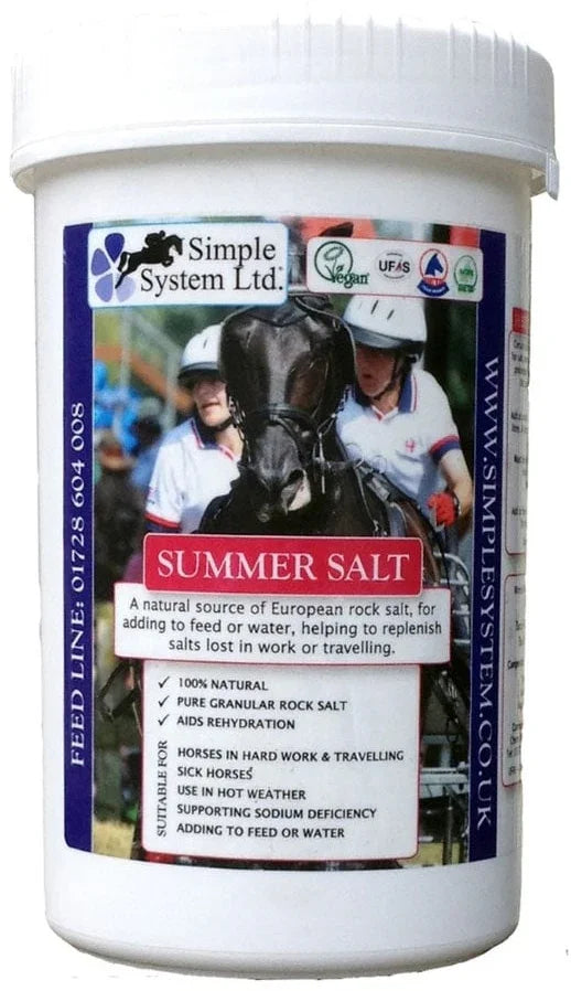 Simple System Summer Salt, a 2kg tub of granular European rock salt for horses